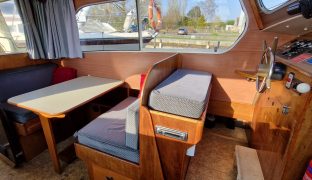 HAMPTON MK4 - WILD THYME - 4 Berth Inland cruiser