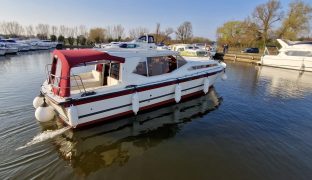 Sancerre 33 - Bianco Lady - 4 Berth Inland river cruiser
