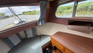 HAMPTON MK4 - WILD THYME - 4 Berth Inland cruiser