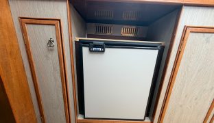 HAMPTON MK4 - WILD THYME - 4 Berth Inland cruiser