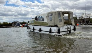 HAMPTON MK4 - WILD THYME - 4 Berth Inland cruiser