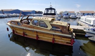 Wooden Cruiser - JULIA M - 4 Berth Wooden inland cruiser