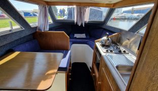 Viking 26 - AQUARIUS - 5 Berth Inland Cruiser
