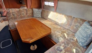Shadow 26 - LADY HADLEIGH - 5 Berth Inland cruiser 