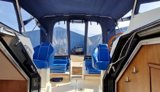 Shadow 26 - LADY HADLEIGH - 5 Berth Inland cruiser 