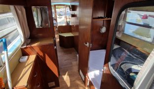 Hampton MK3 - Regal Safari - 4 Berth Inland cruiser 