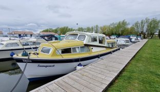 Broom Skipper - Sunquest - 4 Berth Inland cruiser 