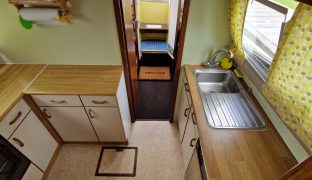 Broom Skipper - Sunquest - 4 Berth Inland cruiser 