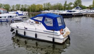 Capriole 850 - Georgia Rose - 4 Berth Sport-style river cruiser