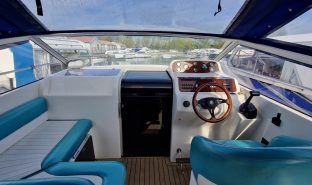 Capriole 850 - Georgia Rose - 4 Berth Sport-style river cruiser