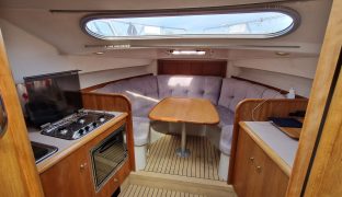 Capriole 850 - Georgia Rose - 4 Berth Sport-style river cruiser