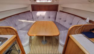 Capriole 850 - Georgia Rose - 4 Berth Sport-style river cruiser