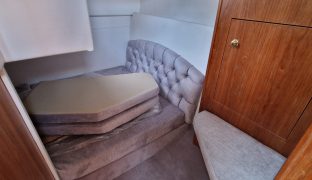 Capriole 850 - Georgia Rose - 4 Berth Sport-style river cruiser
