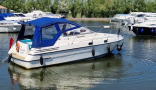 Capriole 850 - Georgia Rose - 4 Berth Sport-style river cruiser