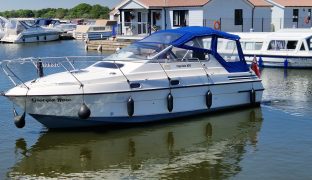 Capriole 850 - Georgia Rose - 4 Berth Sport-style river cruiser