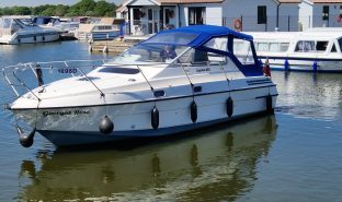 Capriole 850 - Georgia Rose - 4 Berth Sport-style river cruiser