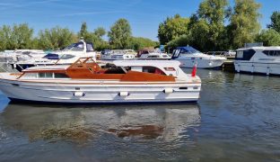 Harvey Eastwood Santa Caterina - BONNIE - 6 Berth Centre cockpit classic wooden river cruiser