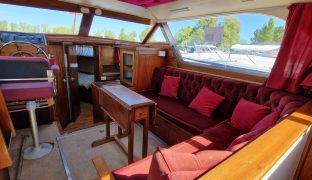 Harvey Eastwood Santa Caterina - BONNIE - 6 Berth Centre cockpit classic wooden river cruiser