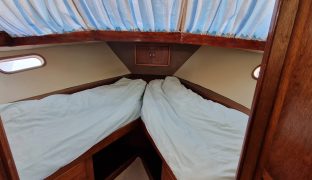 Harvey Eastwood Santa Caterina - BONNIE - 6 Berth Centre cockpit classic wooden river cruiser