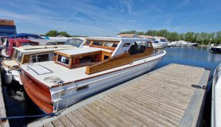 Harvey Eastwood Santa Caterina - BONNIE - 6 Berth Centre cockpit classic wooden river cruiser