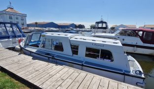 Hampton Safari MK2 - LILYPAD - 4 Berth Inland cruiser 