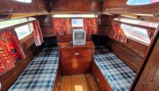 Windboats, Wroxham - BROOKWIND - 7 Berth Inland Wooden River Cruiser 
