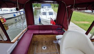 Seamaster Zonda 813 - MEANDER - 4 Berth Inland cruiser