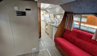 Alphacraft 35 CC - Weekend Retreat - 6 Berth Inland Cruiser 