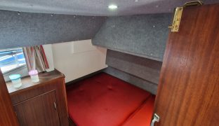 Alphacraft 35 CC - Weekend Retreat - 6 Berth Inland Cruiser 