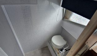 Alphacraft 35 CC - Weekend Retreat - 6 Berth Inland Cruiser 