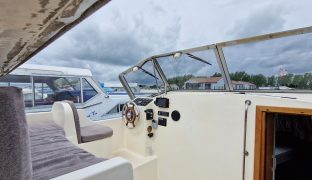 Alphacraft 35 CC - Weekend Retreat - 6 Berth Inland Cruiser 