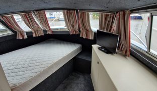 Alphacraft 35 CC - Weekend Retreat - 6 Berth Inland Cruiser 