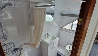 Alphacraft 35 CC - Weekend Retreat - 6 Berth Inland Cruiser 