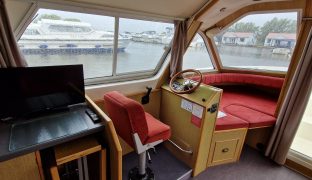 Alphacraft 31 - Evening Light 2 - 4 Berth Inland Broadland cruiser