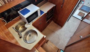 Princess 33 - Fly Bridge - Infinity - 7 Berth Princess 32 - Fly Bridge 