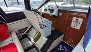 Viking 26 Wide Beam - YOSHI - 5 Berth Inland cruiser 
