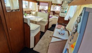 Viking 26 Wide Beam - YOSHI - 5 Berth Inland cruiser 