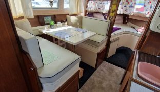 Viking 26 Wide Beam - YOSHI - 5 Berth Inland cruiser 