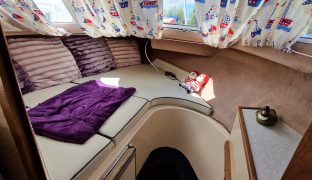 Viking 26 Wide Beam - YOSHI - 5 Berth Inland cruiser 