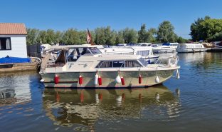 Birchwood 25 - Louise - 6 Berth Inland Cruiser