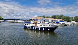 PEDRO - MISTY BLUE - 4 Berth Cruiser