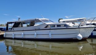 Bounty Buccaneer 34 - Yarn Spinner II - 4 Berth Inland Cruiser