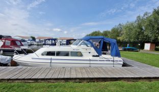 Viking 22 - Lady Sophia - 4 Berth Inland cruiser