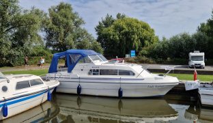 Viking 22 - Lady Sophia - 4 Berth Inland cruiser