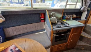 Viking 22 - Lady Sophia - 4 Berth Inland cruiser