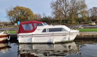 Viking 20 - DOOGIE  - 4 Berth Inland cruiser 