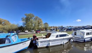 Viking 20 - DOOGIE  - 4 Berth Inland cruiser 