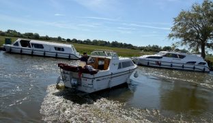 Viking 20 - DOOGIE  - 4 Berth Inland cruiser 