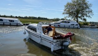 Viking 20 - DOOGIE  - 4 Berth Inland cruiser 
