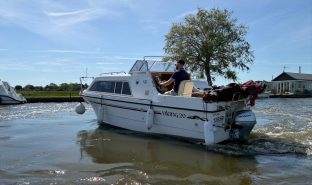 Viking 20 - DOOGIE  - 4 Berth Inland cruiser 